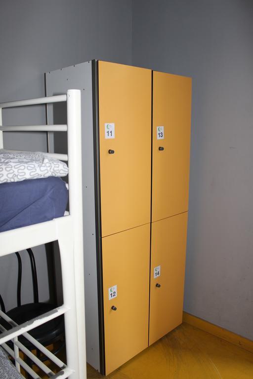 Sleep Green - Certified Eco Youth Hostel Βαρκελώνη Εξωτερικό φωτογραφία