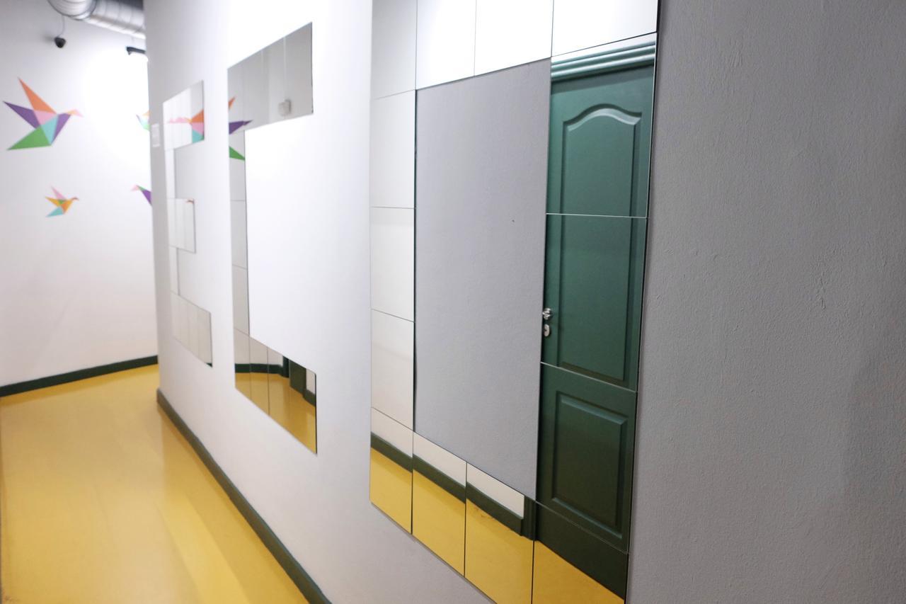 Sleep Green - Certified Eco Youth Hostel Βαρκελώνη Εξωτερικό φωτογραφία
