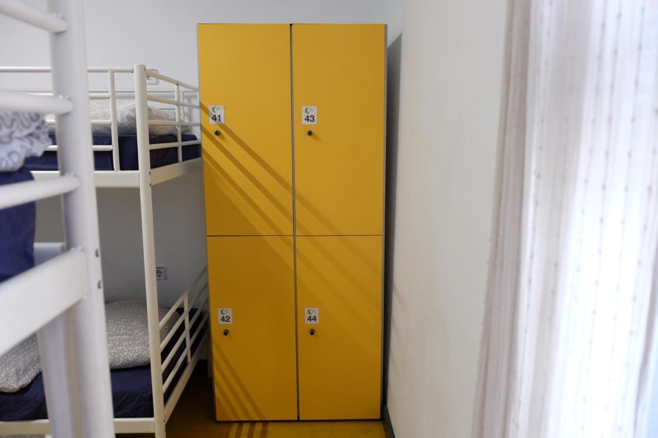 Sleep Green - Certified Eco Youth Hostel Βαρκελώνη Εξωτερικό φωτογραφία
