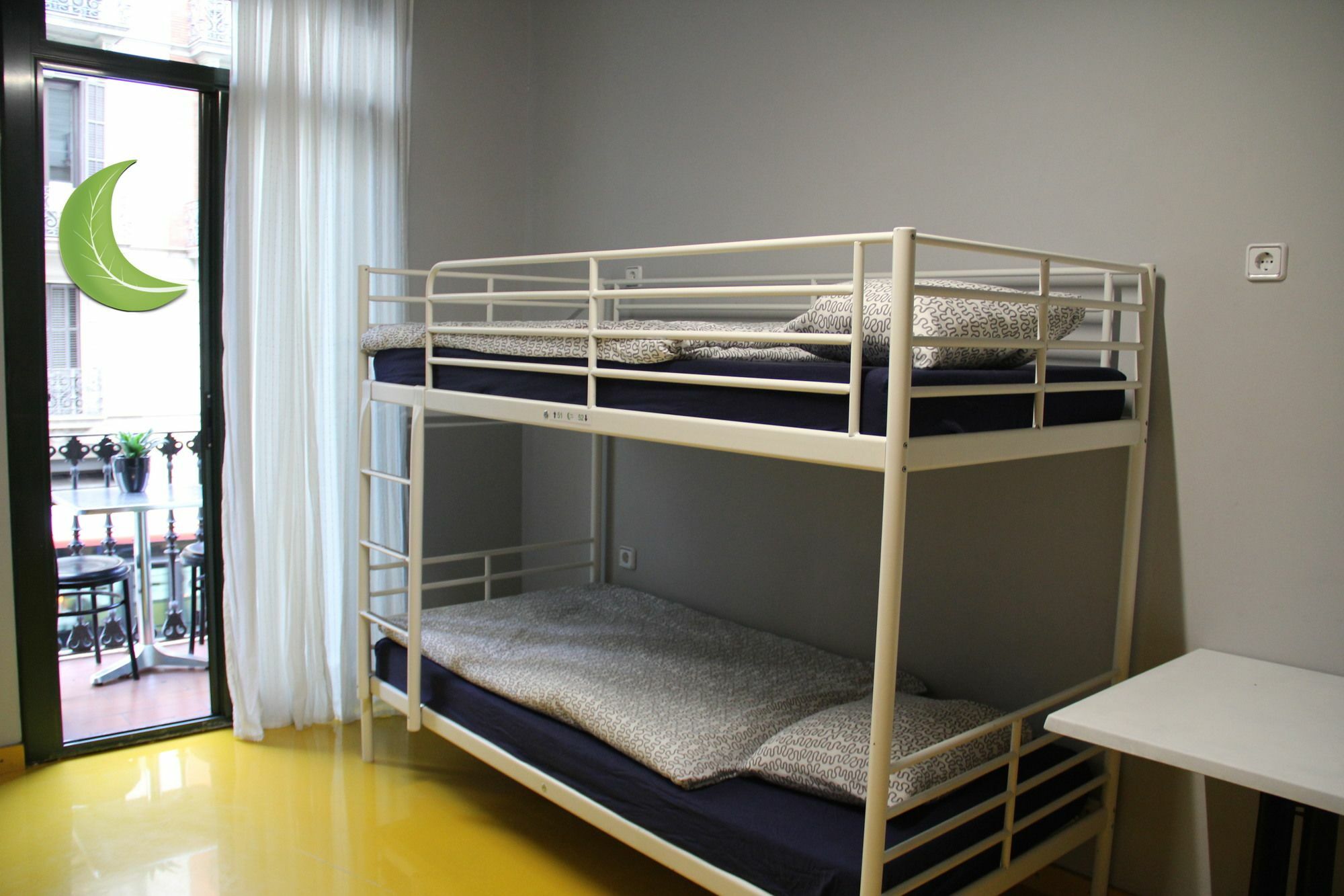 Sleep Green - Certified Eco Youth Hostel Βαρκελώνη Εξωτερικό φωτογραφία